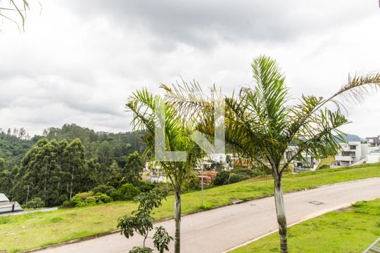 Vista da Rua de casa de condomínio para alugar com 4 quartos, 386m² em Colinas da Anhanguera, Santana de Parnaíba