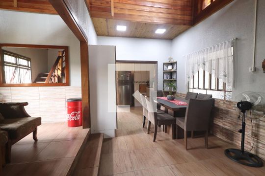 Sala térrea de casa à venda com 4 quartos, 292m² em Canudos, Novo Hamburgo