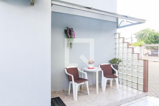 Casa de Condomínio à venda com 3 quartos, 79m² em Niterói, Canoas