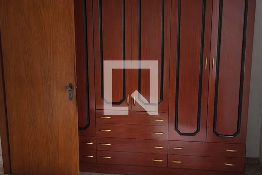 Quarto de apartamento à venda com 2 quartos, 60m² em Jardim Leonor Mendes de Barros, São Paulo