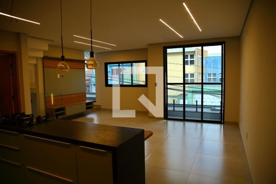 Sala/Cozinha - Living  de casa para alugar com 3 quartos, 156m² em Vila Dusi, São Bernardo do Campo