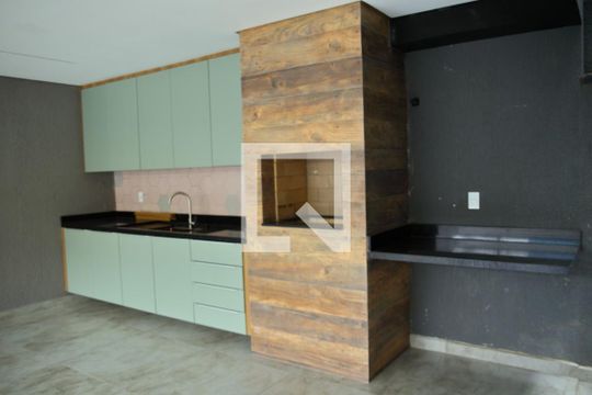 Área de churrasco na Garagem  de casa para alugar com 3 quartos, 156m² em Vila Dusi, São Bernardo do Campo