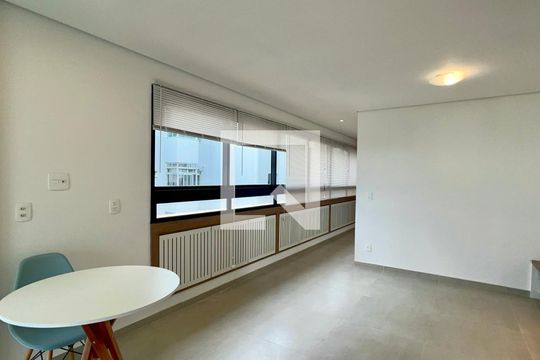Sala de apartamento à venda com 1 quarto, 60m² em Pinheiros, São Paulo