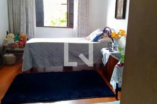 Casa à venda com 6 quartos, 350m² em Jardim Felicidade (Zona Oeste), São Paulo