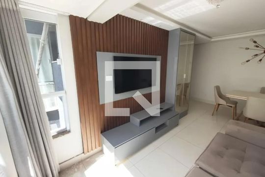 Sala de apartamento para alugar com 2 quartos, 92m² em Santa Mônica, Uberlândia