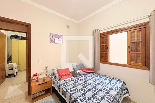 Quarto 1 de casa de condomínio à venda com 3 quartos, 84m² em Vila Aparecida, Jundiaí