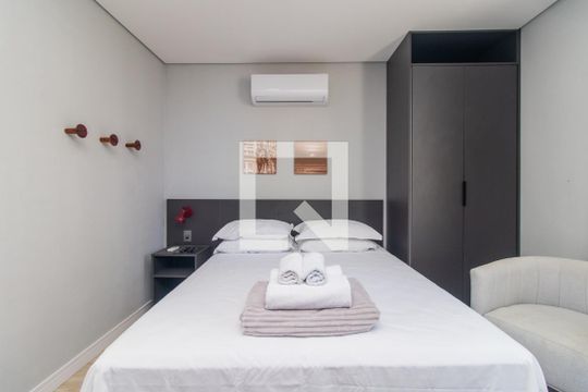 Sala/Quarto de apartamento para alugar com 1 quarto, 22m² em Centro Histórico, Porto Alegre