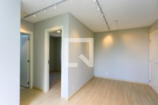 sala de apartamento à venda com 2 quartos, 42m² em Jardim Monte Alegre, Taboão da Serra