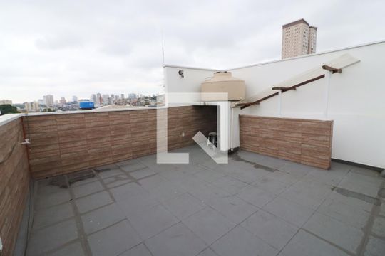 Quintal de casa à venda com 4 quartos, 176m² em Pestana, Osasco