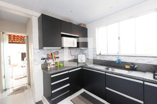 Casa para alugar com 2 quartos, 453m² em Milionários, Belo Horizonte