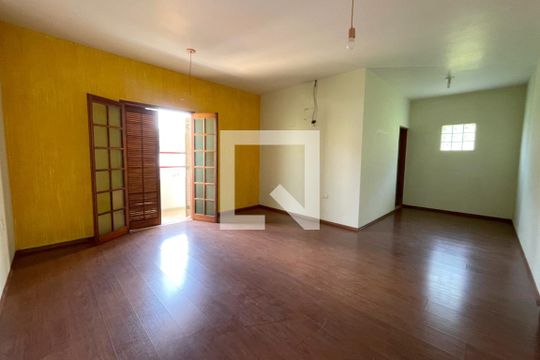Quarto 3  de casa para alugar com 3 quartos, 300m² em Furnas, São Paulo