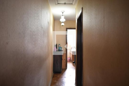 Corredor de casa à venda com 5 quartos, 162m² em Planalto Paulista, São Paulo