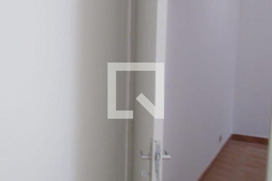 Quarto de casa à venda com 4 quartos, 200m² em Jardim São Luís, São Paulo