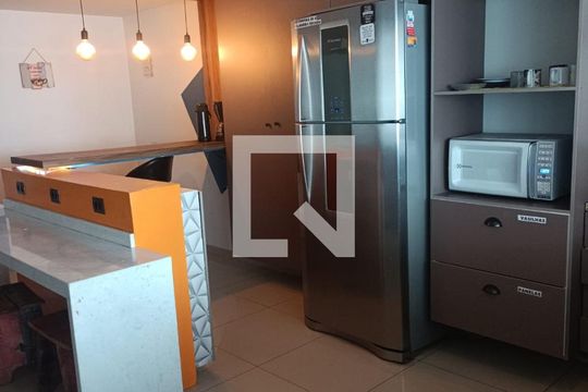 Studio de kitnet/studio para alugar com 1 quarto, 30m² em Centro, Curitiba