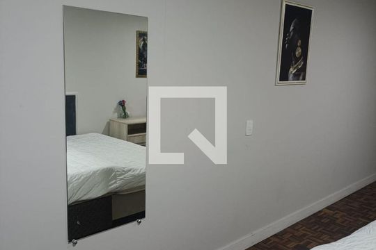 Studio de kitnet/studio para alugar com 1 quarto, 30m² em Centro, Curitiba