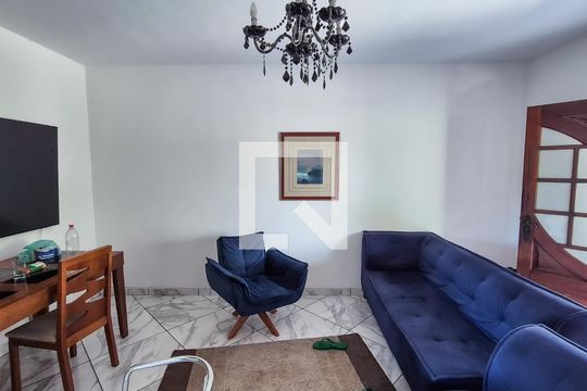 Sala de casa para alugar com 2 quartos, 90m² em Penha, Rio de Janeiro
