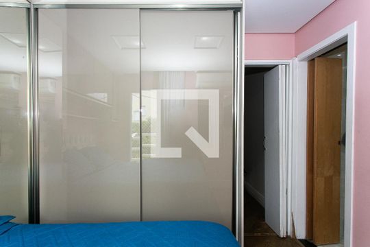 Suíte 1 de casa de condomínio à venda com 3 quartos, 120m² em Vila Carrão, São Paulo