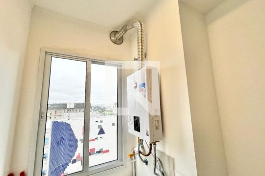Cozinha e Área de Serviço de apartamento à venda com 2 quartos, 40m² em Santana, São Paulo
