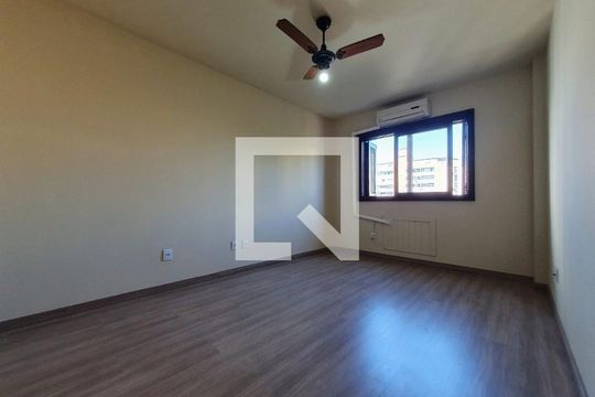 Quarto 2 de apartamento para alugar com 2 quartos, 91m² em Centro, Canoas