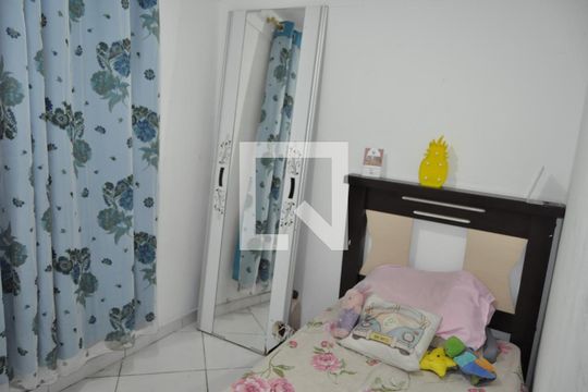 Apartamento à venda com 2 quartos, 38m² em Inhaúma, Rio de Janeiro