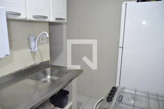 Apartamento à venda com 2 quartos, 38m² em Inhaúma, Rio de Janeiro
