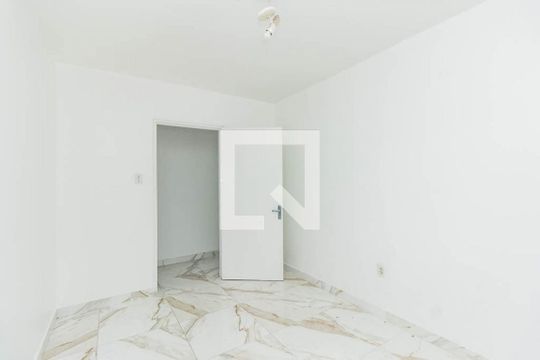 Quarto 1 de apartamento à venda com 2 quartos, 58m² em Humaitá, Porto Alegre