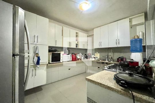 Cozinha de casa para alugar com 3 quartos, 150m² em Vila Santa Catarina, São Paulo