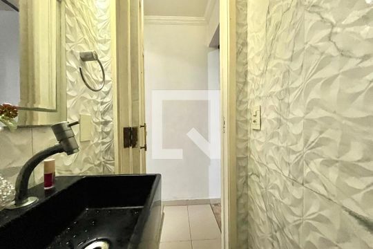 Lavabo de casa à venda com 3 quartos, 150m² em Vila Santa Catarina, São Paulo