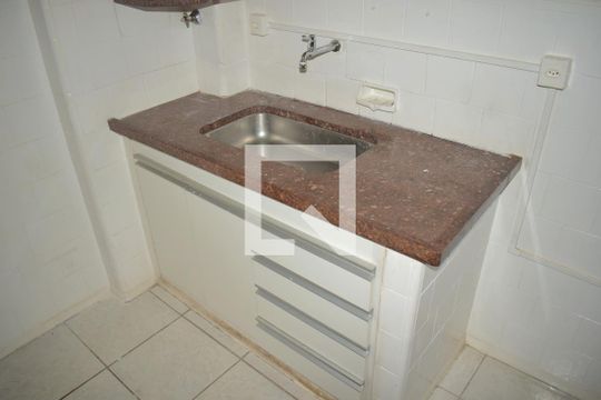 Cozinha - Armários de apartamento para alugar com 4 quartos, 79m² em Centro, Ribeirão Preto