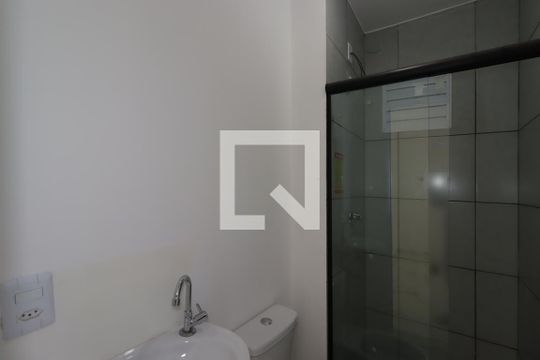 Banheiro de apartamento à venda com 1 quarto, 33m² em Parque das Nações, Santo André