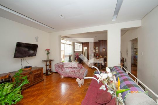 Casa à venda com 6 quartos, 360m² em Prado, Belo Horizonte