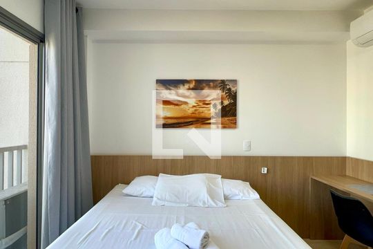 Studio de kitnet/studio à venda com 1 quarto, 24m² em Pinheiros, São Paulo