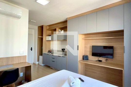 Studio de kitnet/studio à venda com 1 quarto, 24m² em Pinheiros, São Paulo