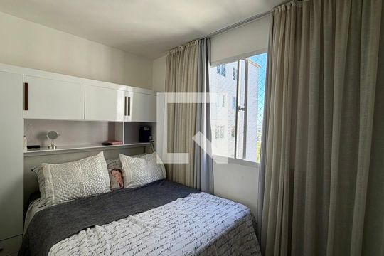 Apartamento à venda com 2 quartos, 40m² em Jardim do Lago, Osasco