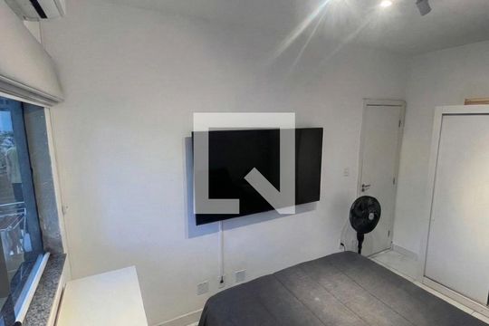 Quarto de apartamento para alugar com 2 quartos, 60m² em Vargem Grande, Rio de Janeiro