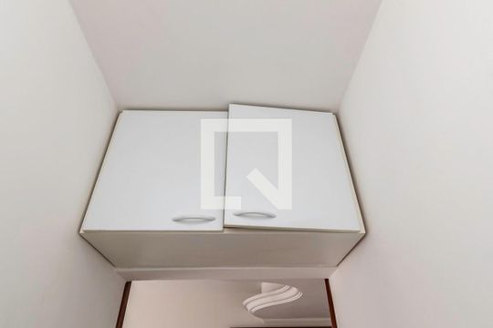Sala de apartamento à venda com 2 quartos, 55m² em Irajá, Rio de Janeiro