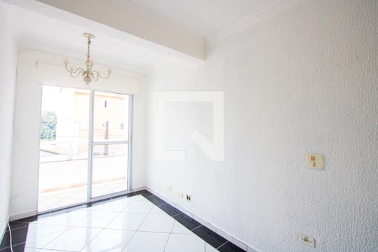 Sala de apartamento à venda com 3 quartos, 84m² em Cidade São Jorge, Santo André