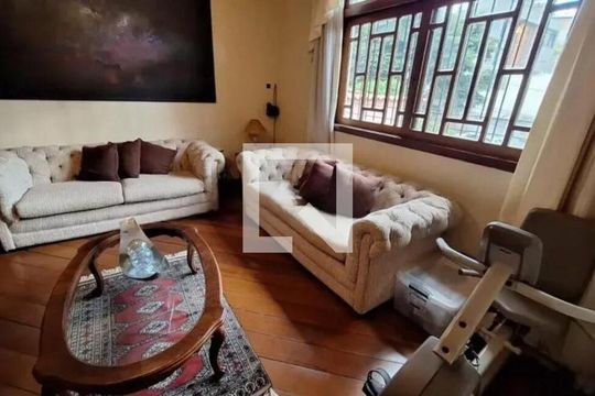 Casa para alugar com 5 quartos, 515m² em Belvedere, Belo Horizonte