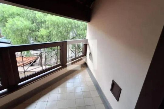 Casa para alugar com 5 quartos, 515m² em Belvedere, Belo Horizonte
