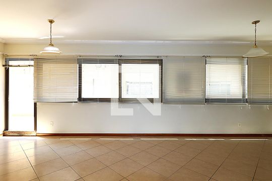 Janelas da Sala de apartamento à venda com 3 quartos, 160m² em Rio Branco, Porto Alegre