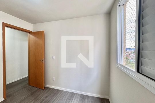 Quarto 1 de apartamento para alugar com 2 quartos, 43m² em Jardim Iris, São Paulo