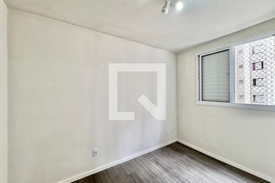 Quarto 2 de apartamento para alugar com 2 quartos, 43m² em Jardim Iris, São Paulo