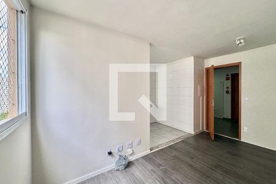 Sala de apartamento para alugar com 2 quartos, 43m² em Jardim Iris, São Paulo