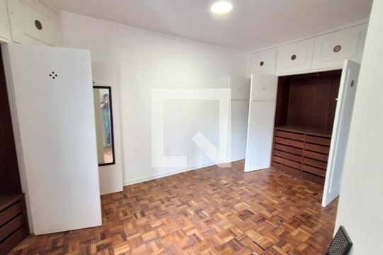 Casa para alugar com 2 quartos, 300m² em Sumaré, São Paulo