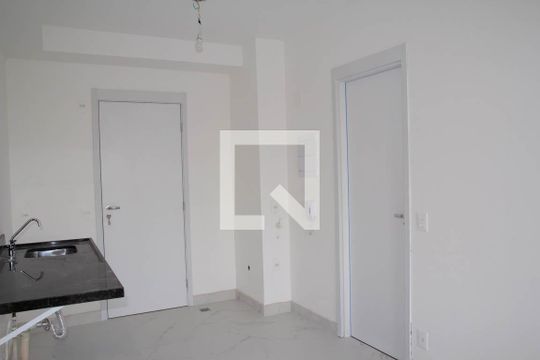 Kitnet/Studio para alugar com 1 quarto, 30m² em Vila Graciosa, São Paulo