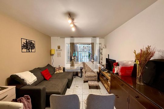 Sala  de casa à venda com 2 quartos, 107m² em Campo Belo, São Paulo