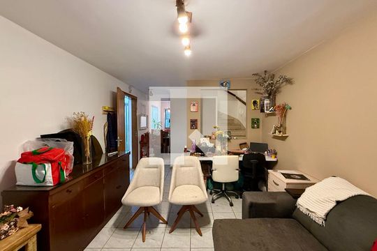 Sala  de casa à venda com 2 quartos, 107m² em Campo Belo, São Paulo