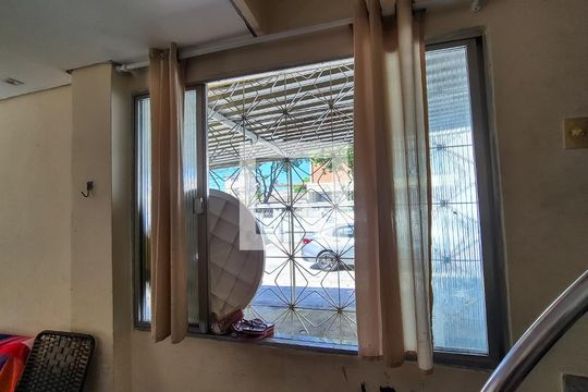 Casa para alugar com 3 quartos, 142m² em Colégio, Rio de Janeiro