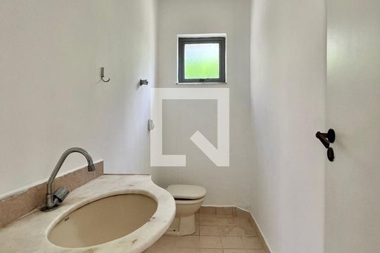 Lavabo de casa para alugar com 3 quartos, 238m² em Jardim Sao Carlos, Campinas