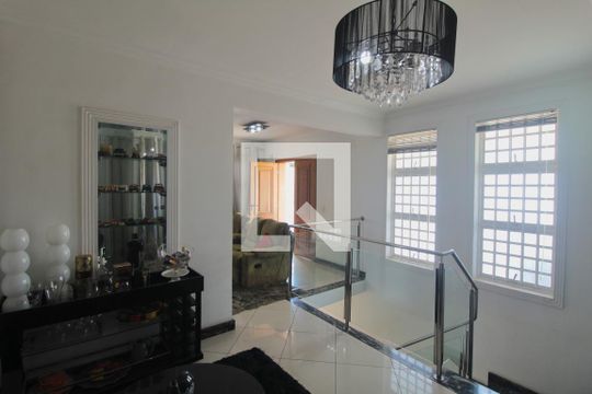 Sala de Leitura de casa à venda com 5 quartos, 415m² em Copacabana, Belo Horizonte